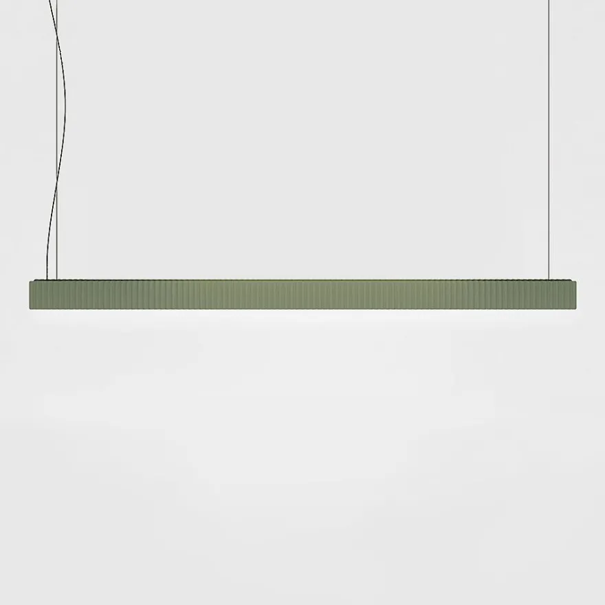 DUNE XL Lineare Hängeleuchte mit gewellter Front