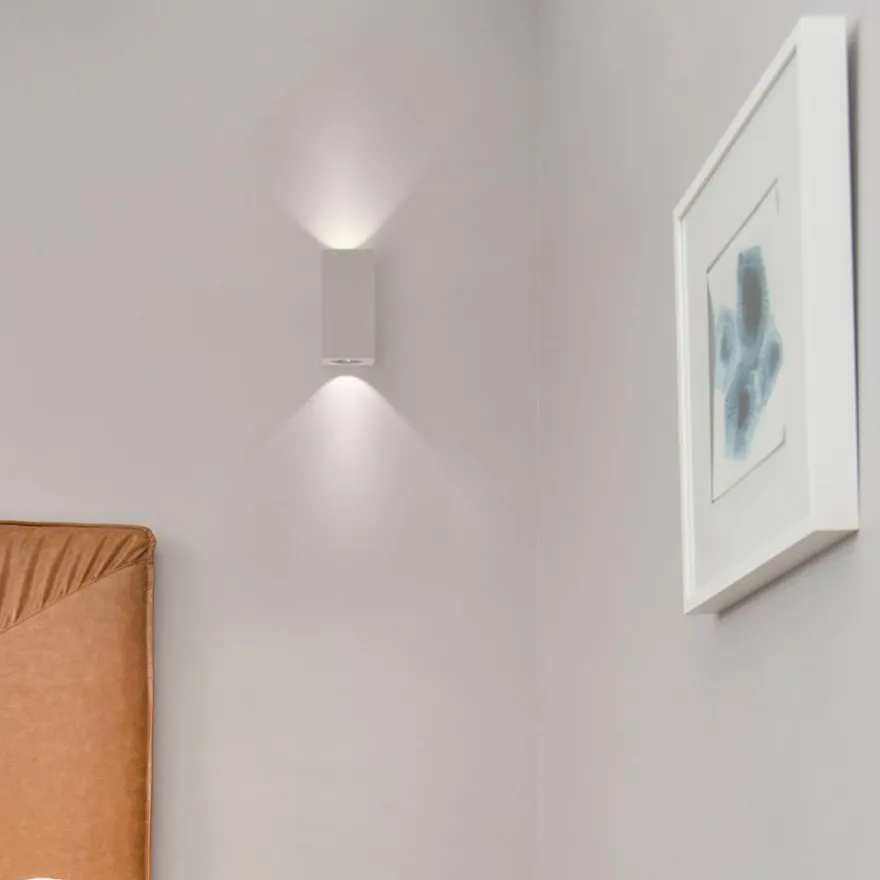 HUG SQ TWO Wandspot aus keramischen Material