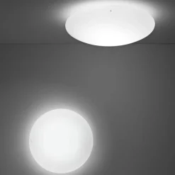 JOON Italienische Wandleuchte mit flachem Opalglas