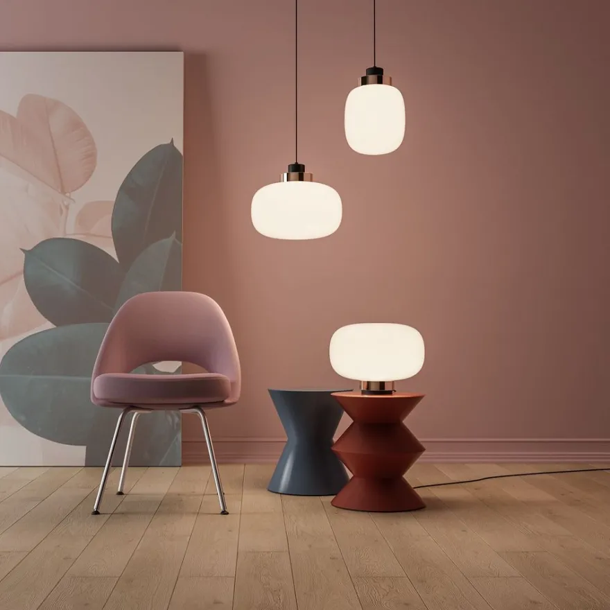 LEGÈR Opalglas-Pendelleuchte mit LED
