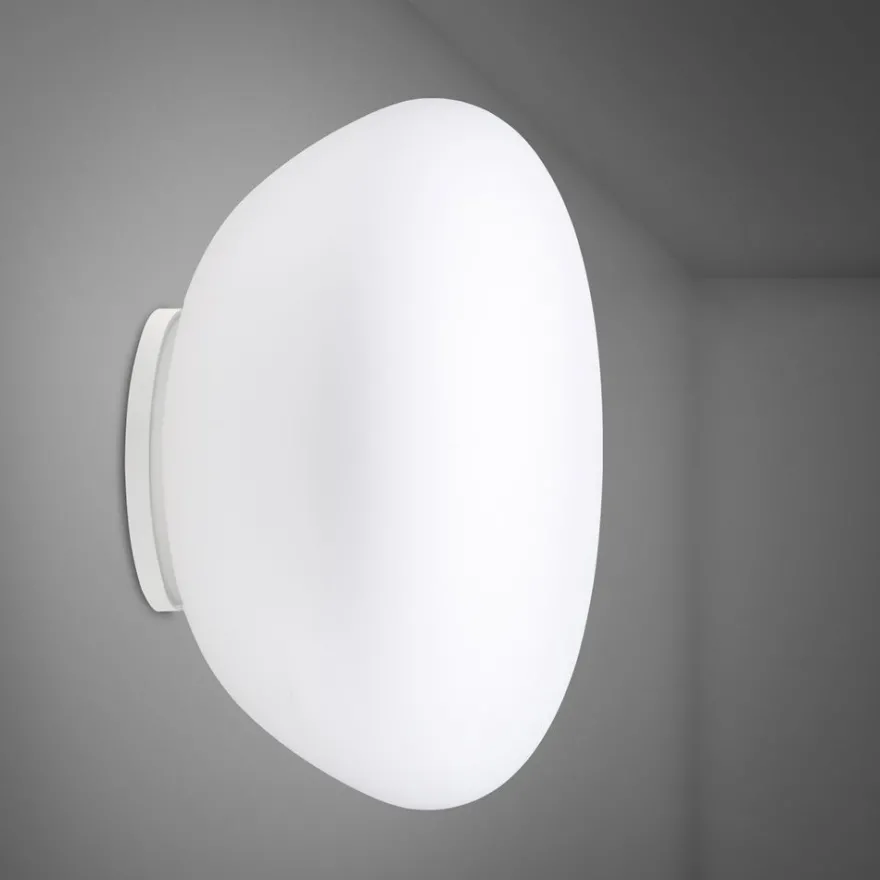 MAIOLE Italienische Wandleuchte mit Opalglas